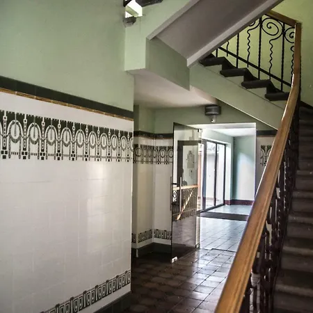 Center Old Town Apartment *